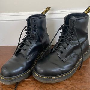 black dr. martens